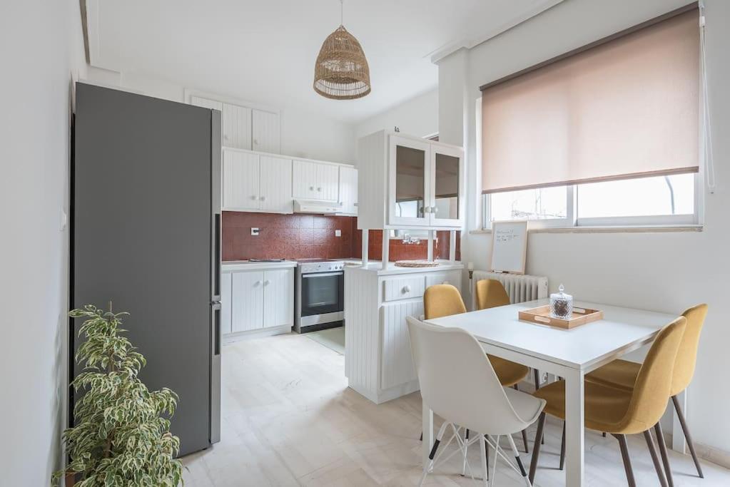 Open -View Apartment, Ygeia Hospital Athén Kültér fotó