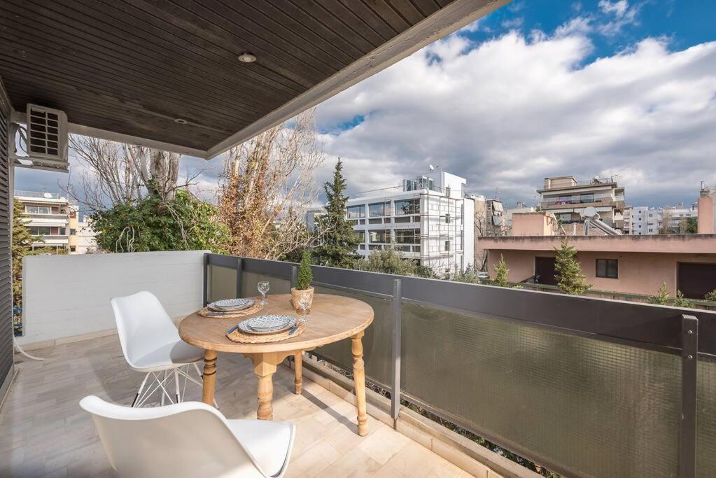 Open -View Apartment, Ygeia Hospital Athén Kültér fotó