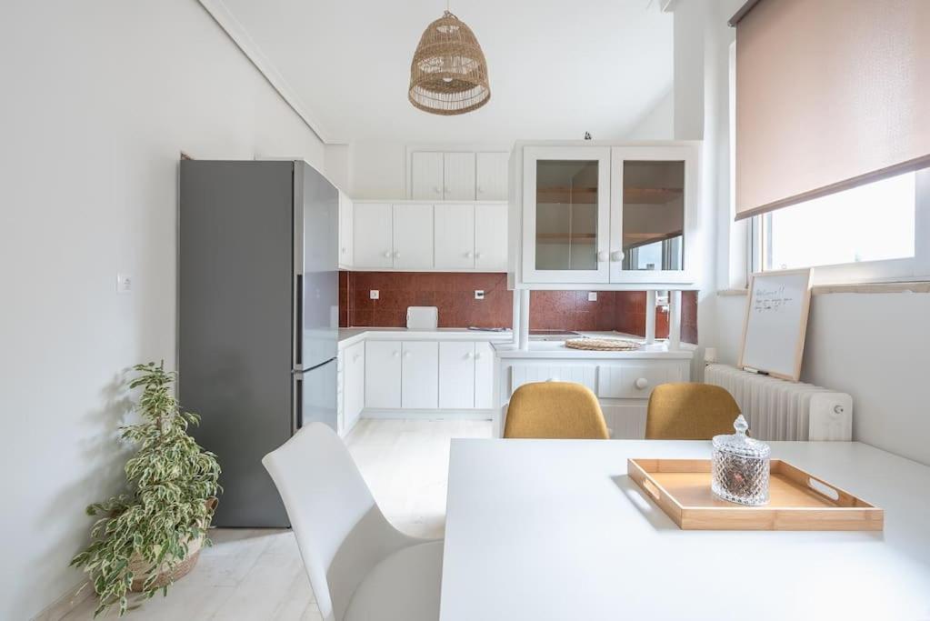 Open -View Apartment, Ygeia Hospital Athén Kültér fotó