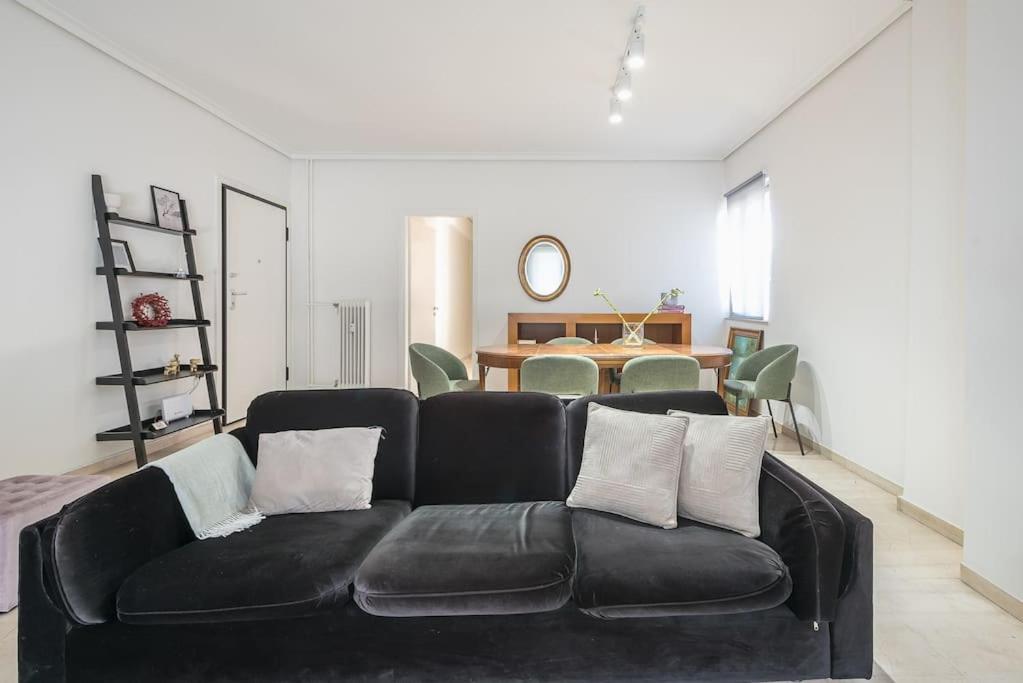 Open -View Apartment, Ygeia Hospital Athén Kültér fotó
